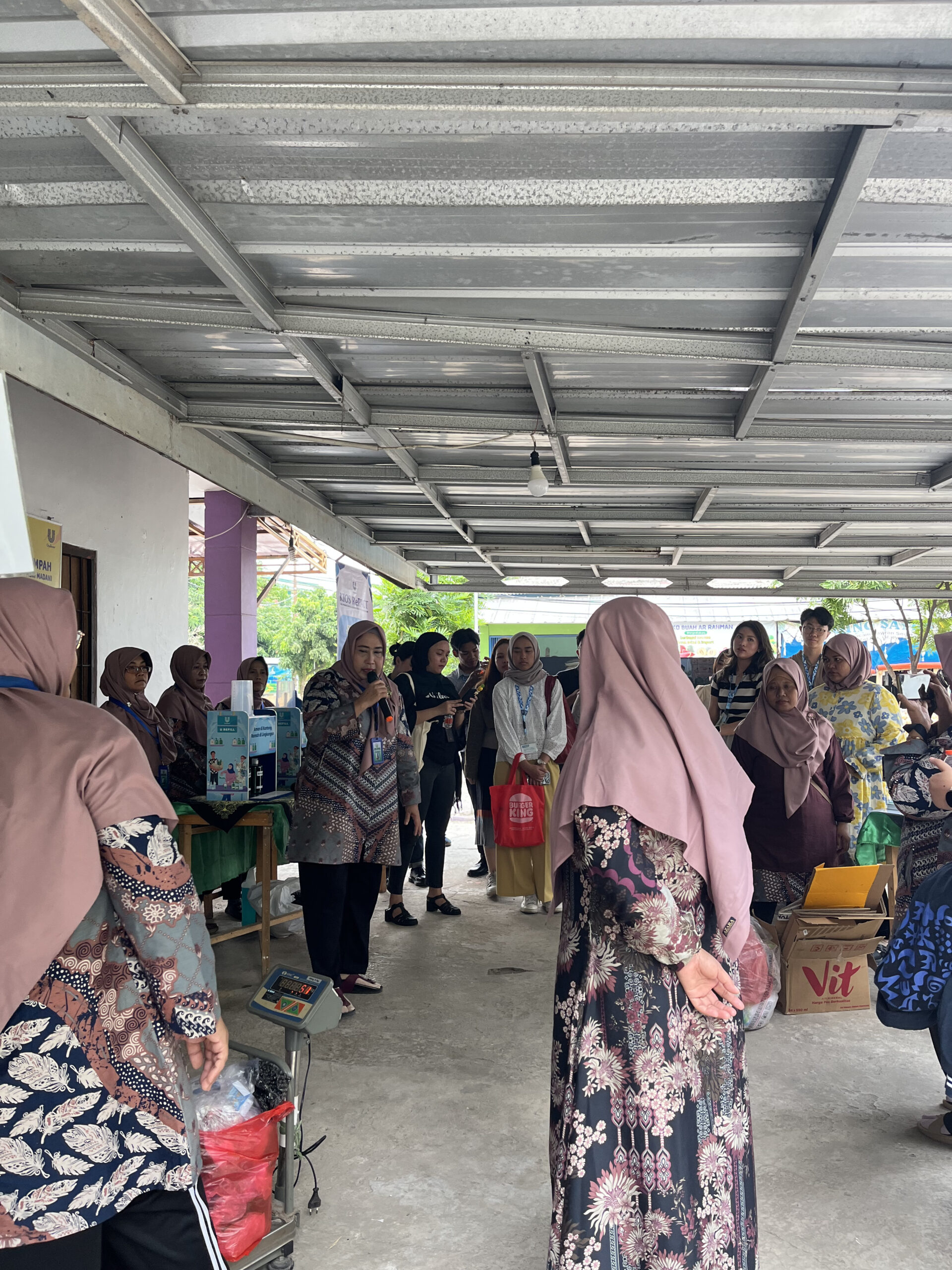 Kunjungan Kegiatan Refill Station