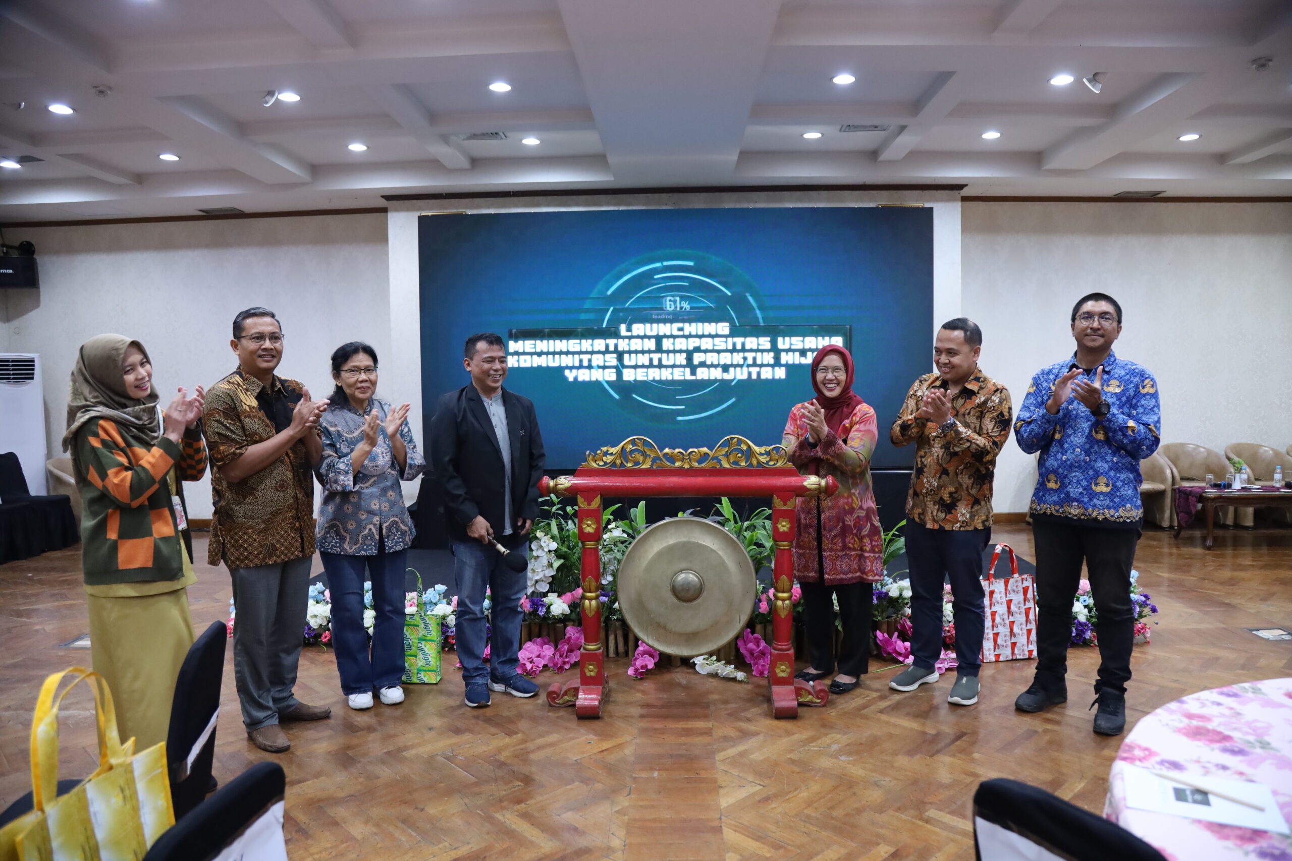 Pemukulan Gong Kick OFF