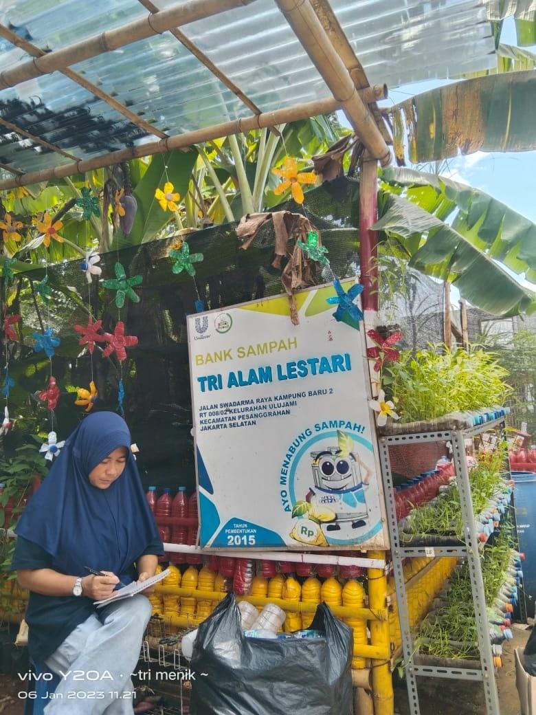 Semangat Perubahan: Kisah Inspiratif Pendiri Bank Sampah Tri Alam Lestari dalam Membangun Kesadaran Lingkungan