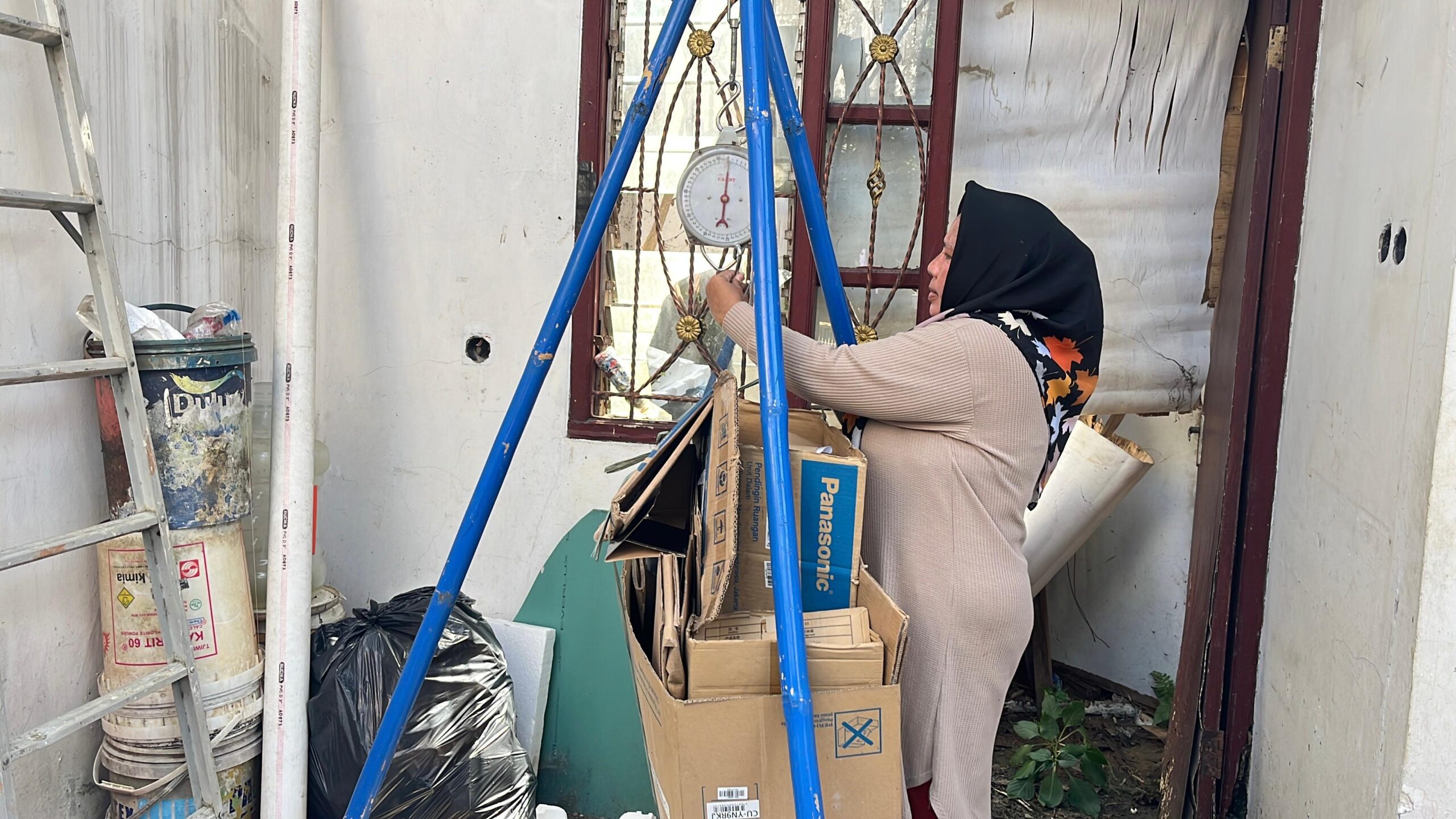 BS Gaul dan Perjalanan Menerapkan Sistem Sedekah Sampah