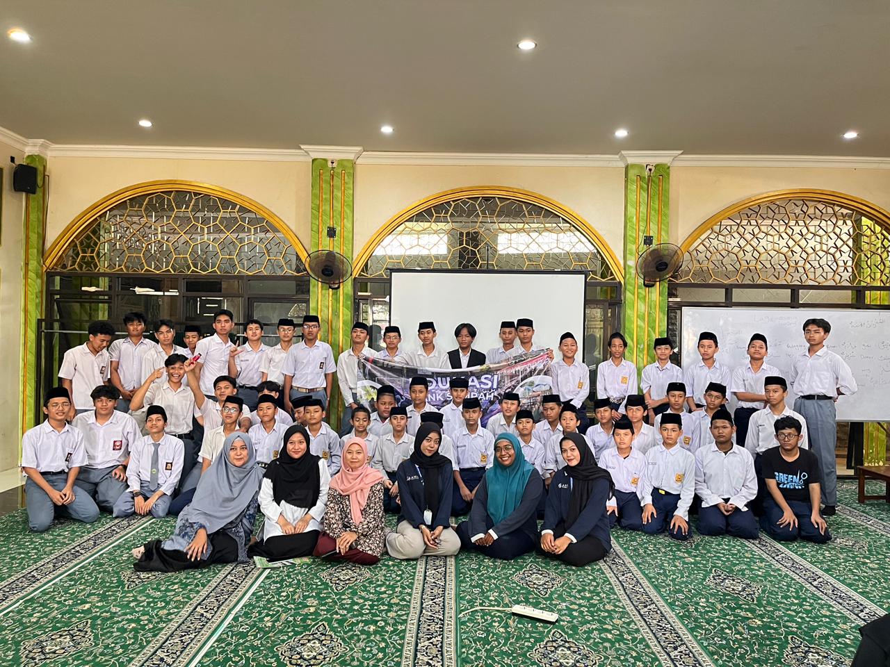 Sosialisasi Bank Sampah di Ponpes Baitul Hikmah